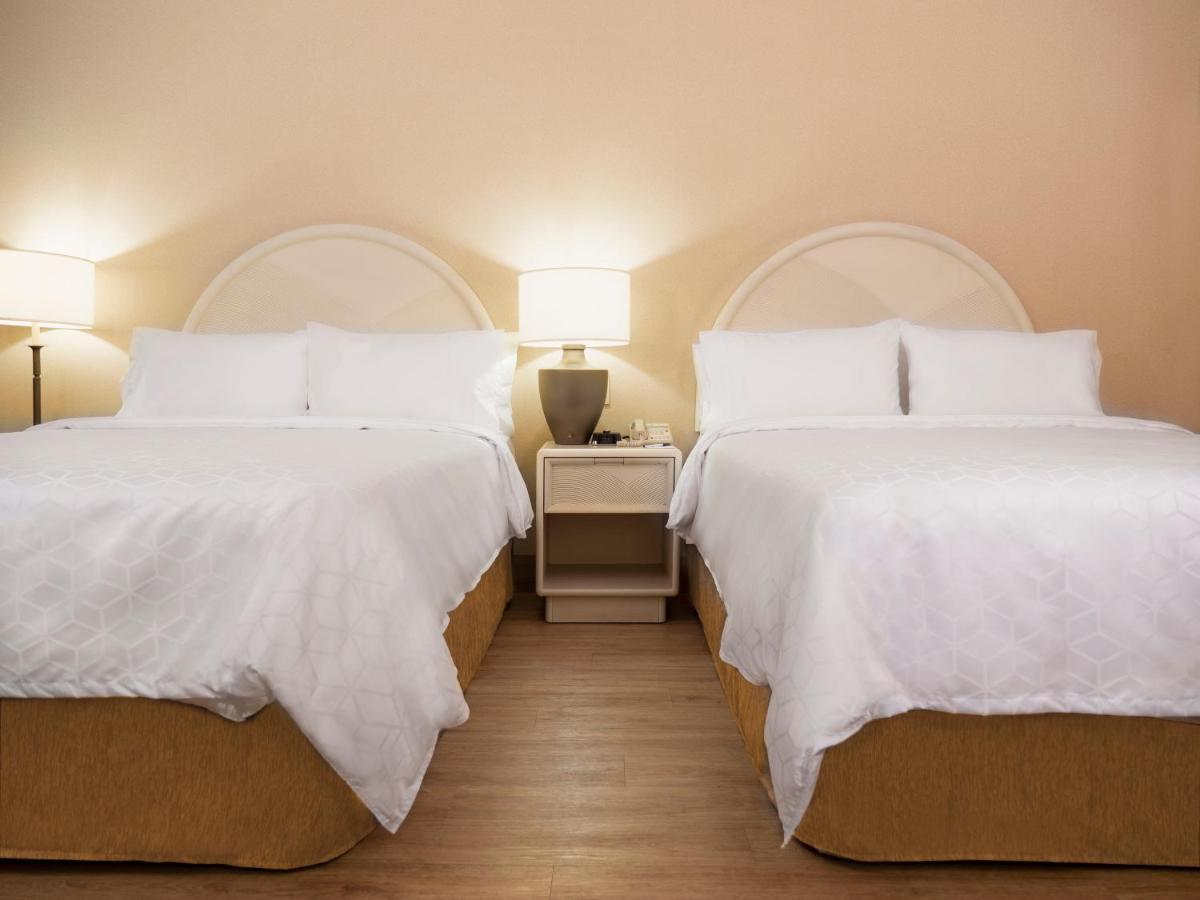 Holiday Inn Express Torreon By Ihg Екстер'єр фото