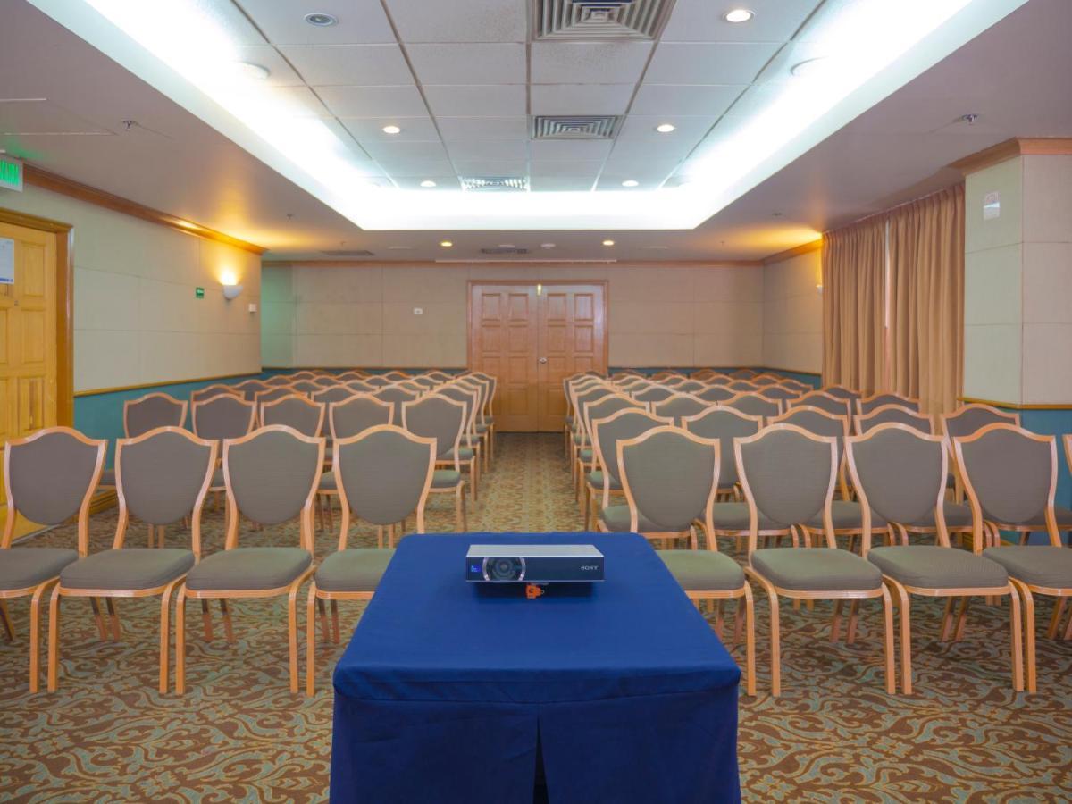 Holiday Inn Express Torreon By Ihg Екстер'єр фото