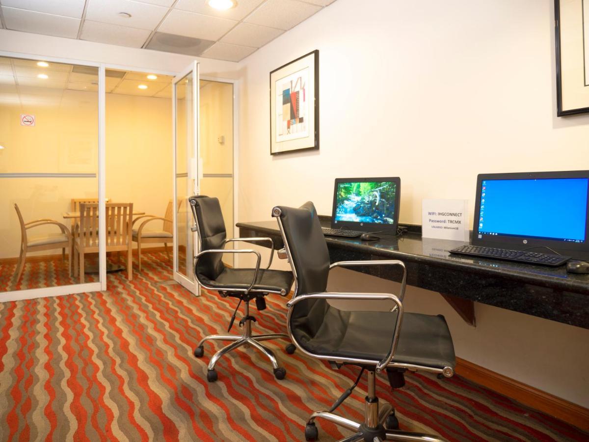 Holiday Inn Express Torreon By Ihg Екстер'єр фото
