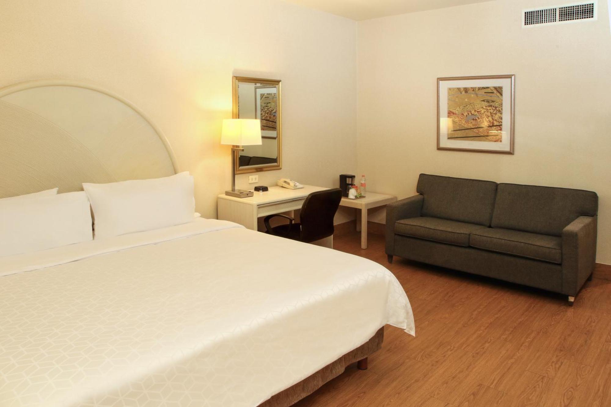 Holiday Inn Express Torreon By Ihg Екстер'єр фото
