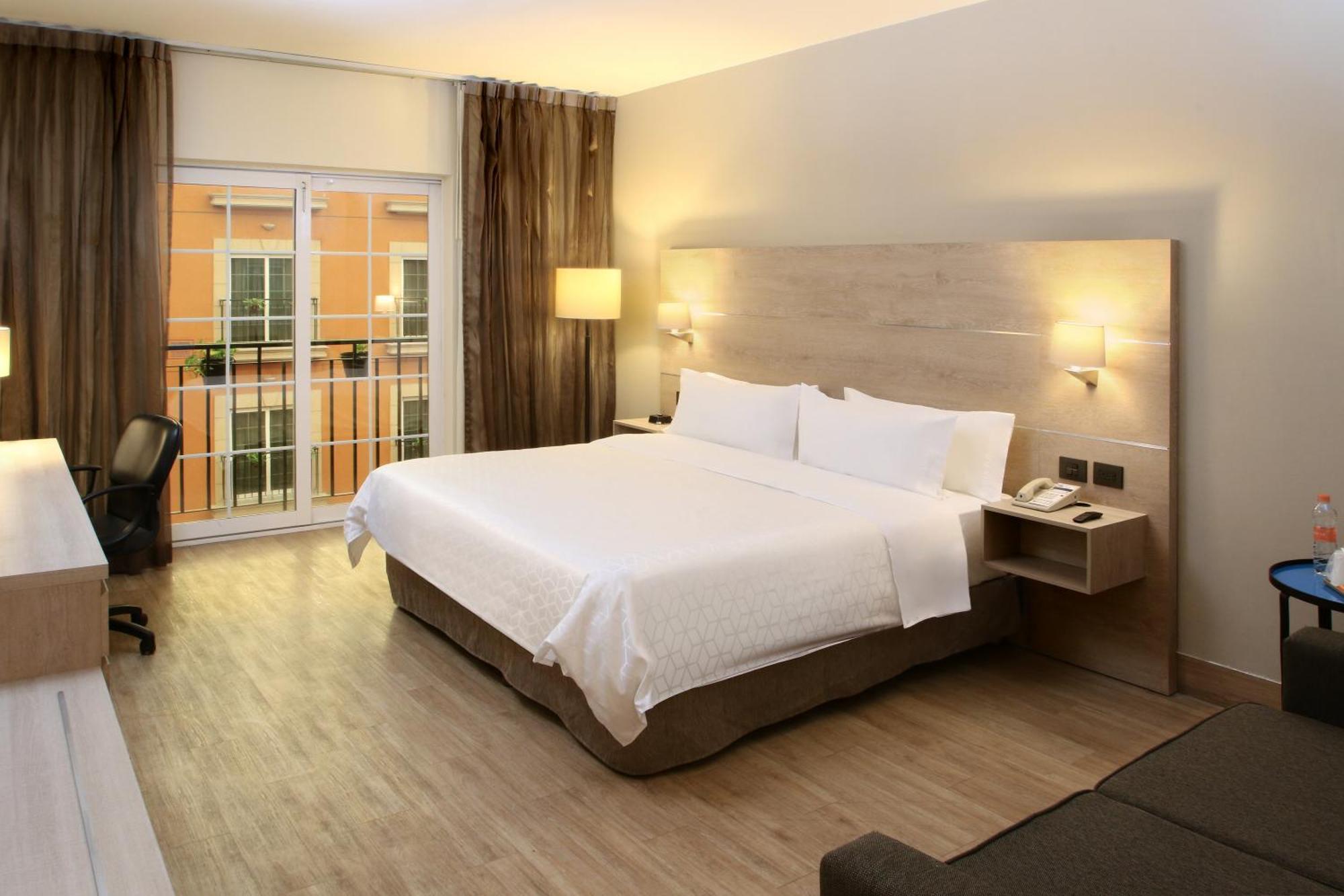 Holiday Inn Express Torreon By Ihg Екстер'єр фото